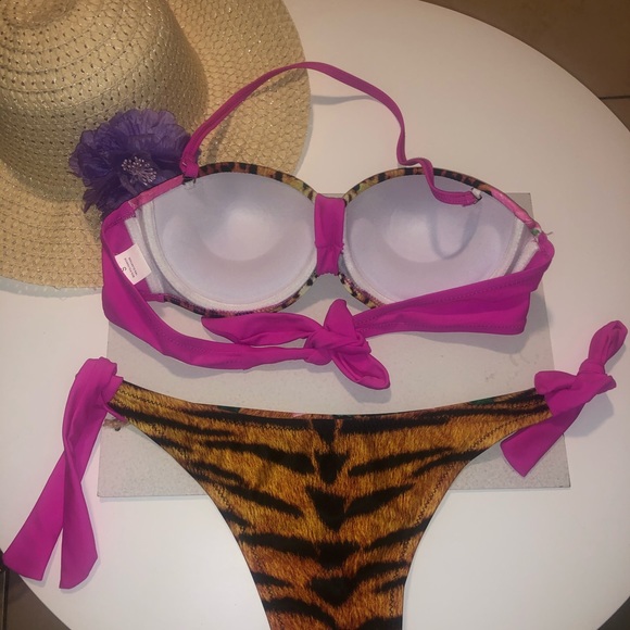 Bathing suit 2 pieces - Picture 8 of 9